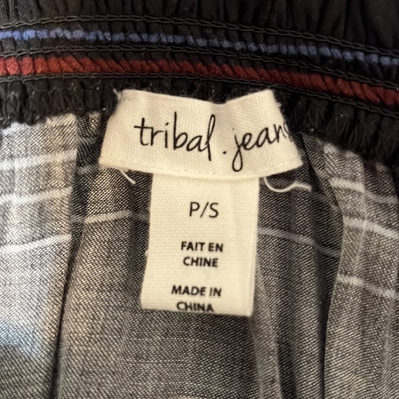 Tribal Jeans peasant blouse. - Picture 3 of 5